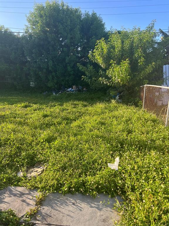 758 Southwest 3rd Place Dania Beach, FL 33004 - Photo 12 of 26 a view of a yard