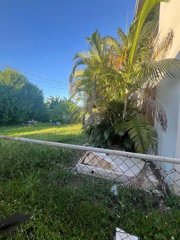a car parked in front of a building