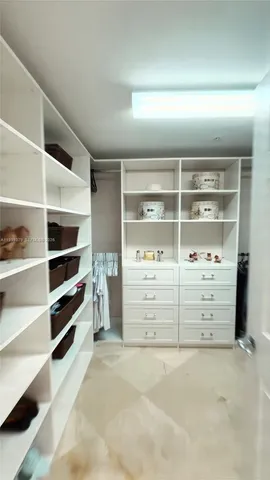 $1,259,000 | 6001 North Ocean Drive, Unit 1204, Hollywood, FL 33019