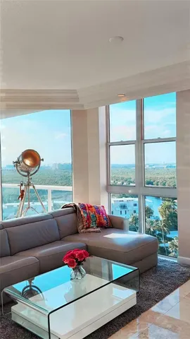 $1,259,000 | 6001 North Ocean Drive, Unit 1204, Hollywood, FL 33019