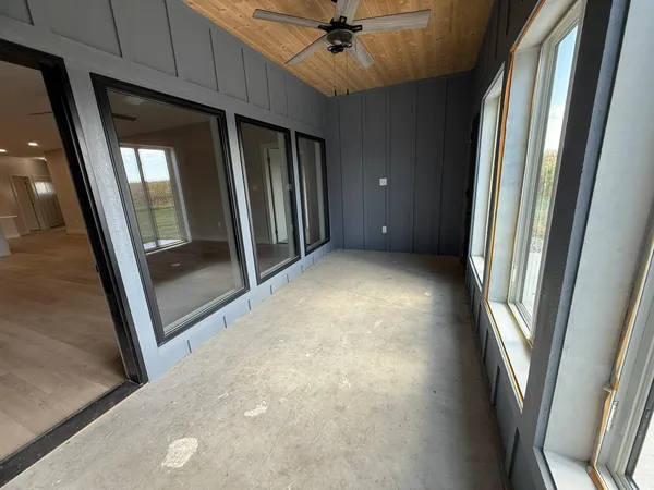 $395,000 | 906 Funk Avenue, Lakefield, MN 56150