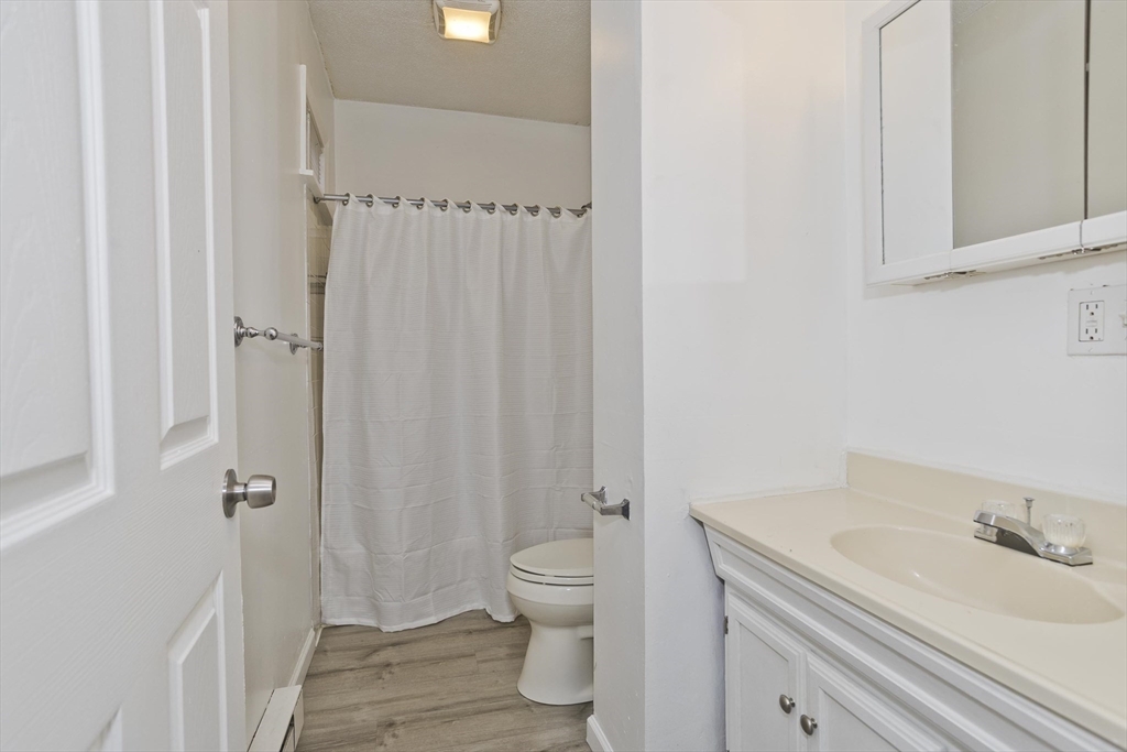 599 Chicopee Street Chicopee, MA 01013 - Photo 11 of 39