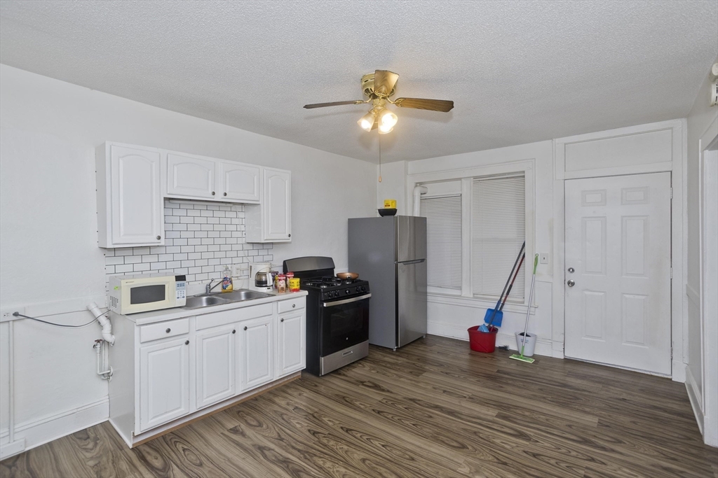 599 Chicopee Street Chicopee, MA 01013 - Photo 23 of 39