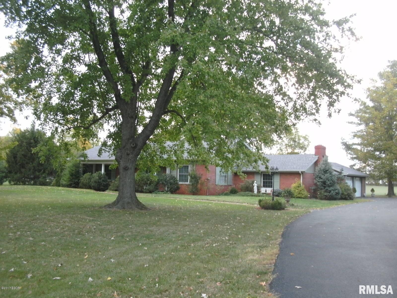715 East Main Street Ridgway, IL 62979 - Photo 1 of 43
