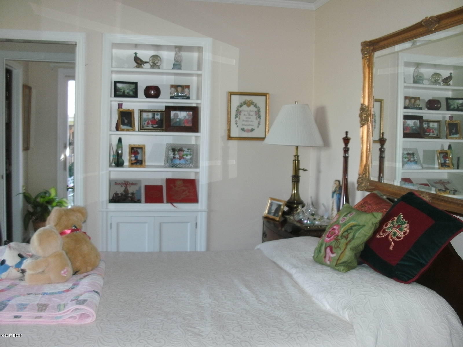 715 East Main Street Ridgway, IL 62979 - Photo 16 of 43
