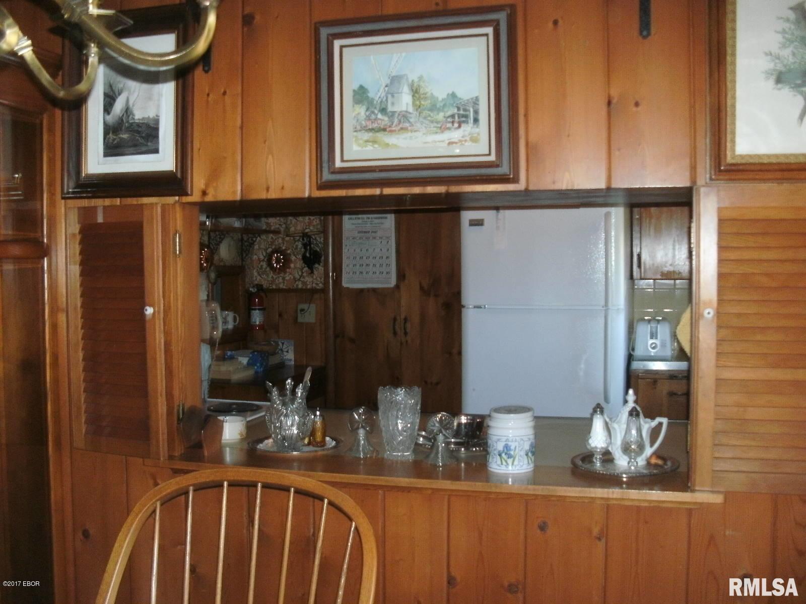 715 East Main Street Ridgway, IL 62979 - Photo 2 of 43