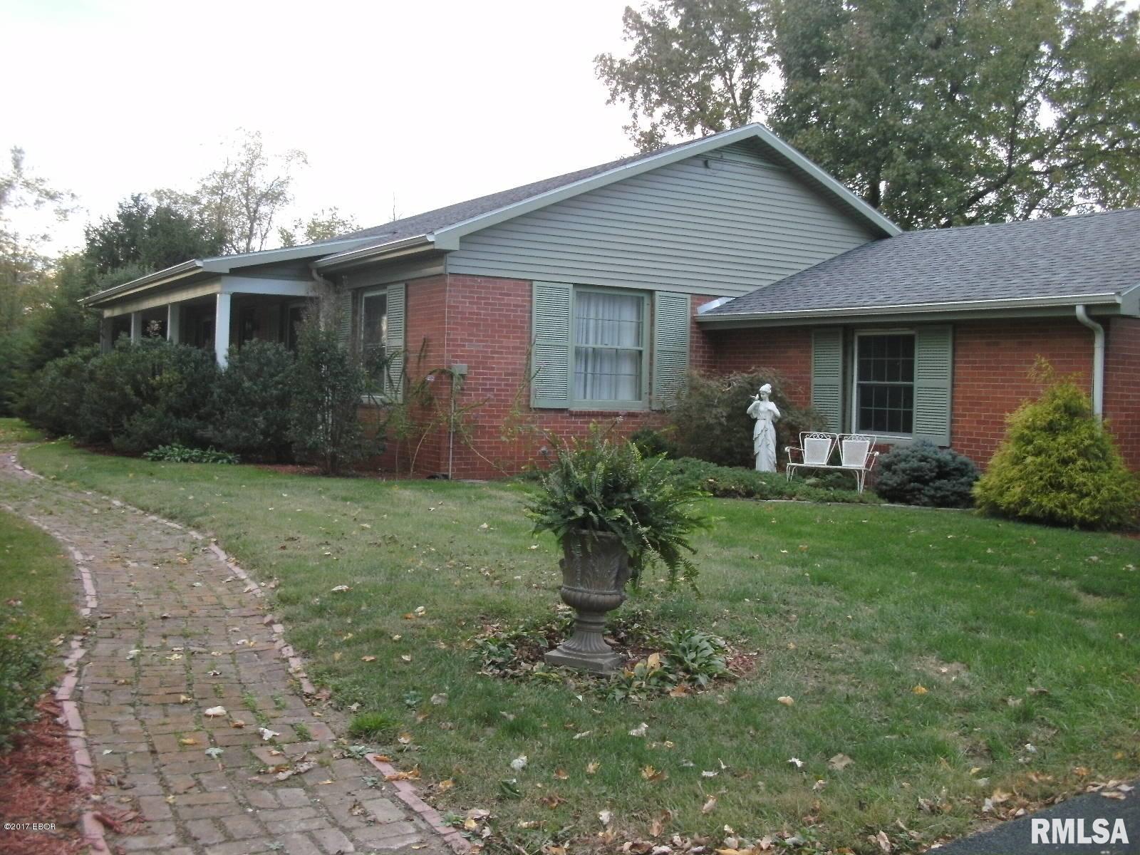 715 East Main Street Ridgway, IL 62979 - Photo 36 of 43