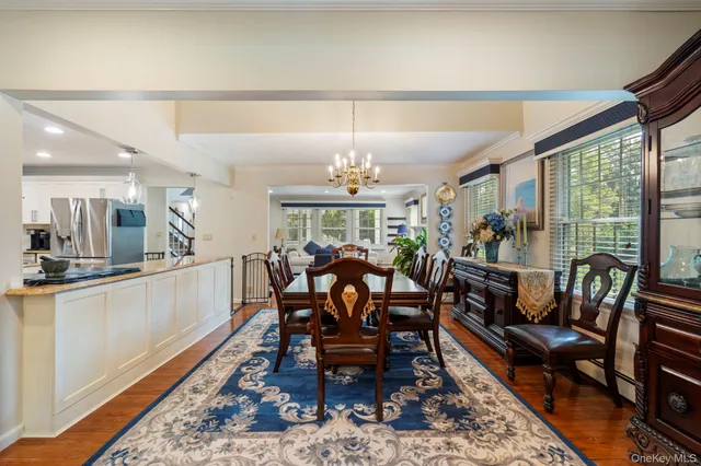 $1,400,000 | 6 Daniel Way, Setauket, NY 11733