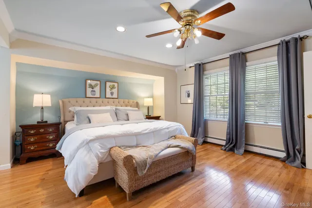 $1,400,000 | 6 Daniel Way, Setauket, NY 11733