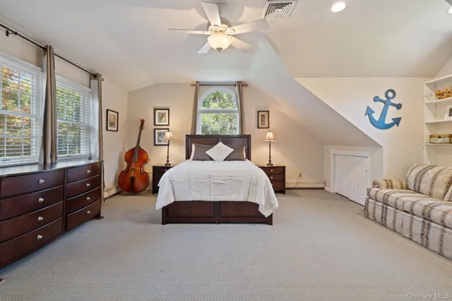 $1,300,000 | 6 Daniel Way, Setauket, NY 11733