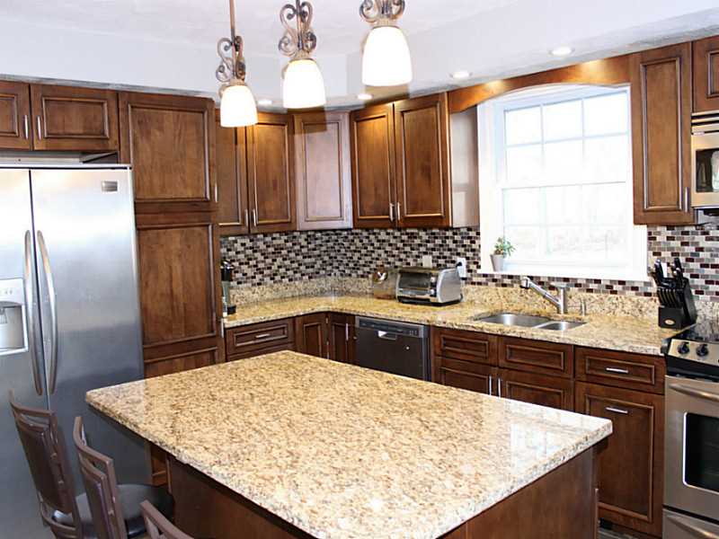 230 Deer Run Road Tiverton, RI 02878 - Photo 3 of 25 Kitchen.