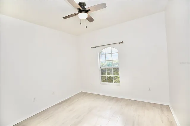 $355,000 | 24421 Breezy Oak Court, Lutz, FL 33559