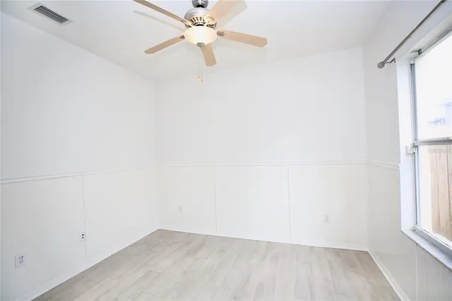 $355,000 | 24421 Breezy Oak Court, Lutz, FL 33559