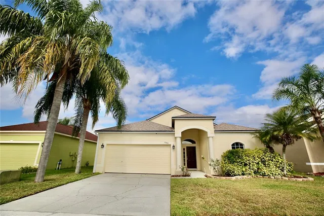 $355,000 | 24421 Breezy Oak Court, Lutz, FL 33559