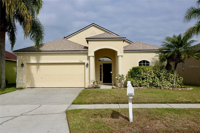 $355,000 | 24421 Breezy Oak Court, Lutz, FL 33559