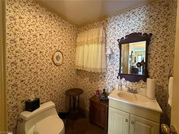 $299,000 | 246 Church Street, Elkin, NC 28621