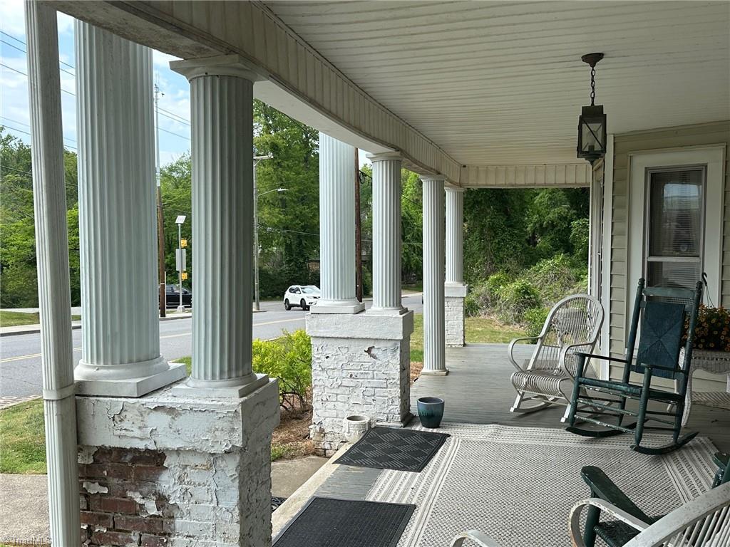 246 Church Street Elkin, NC 28621 - Photo 4 of 33