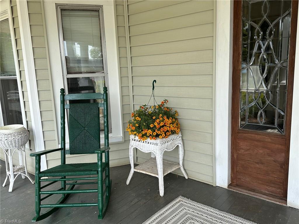 246 Church Street Elkin, NC 28621 - Photo 4 of 35