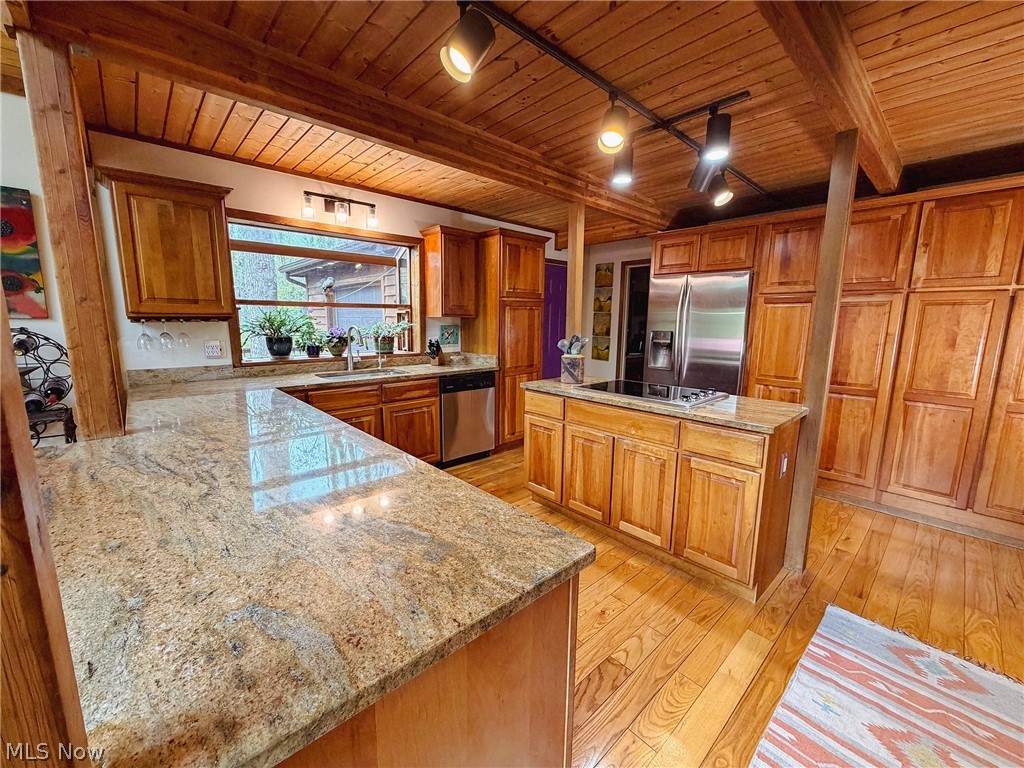 17126 Catsden Road Chagrin Falls, OH 44023 - Photo 18 of 37