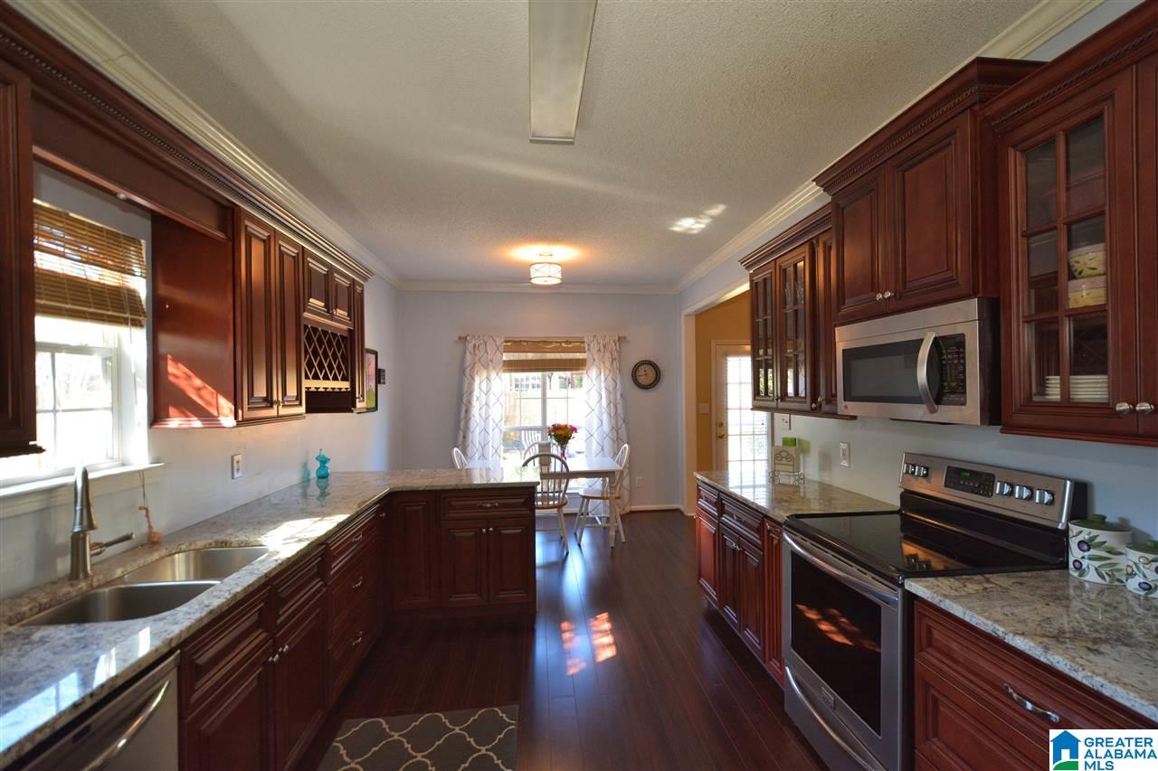 105 Hannah Circle Calera, AL 35040 - Photo 2 of 35
