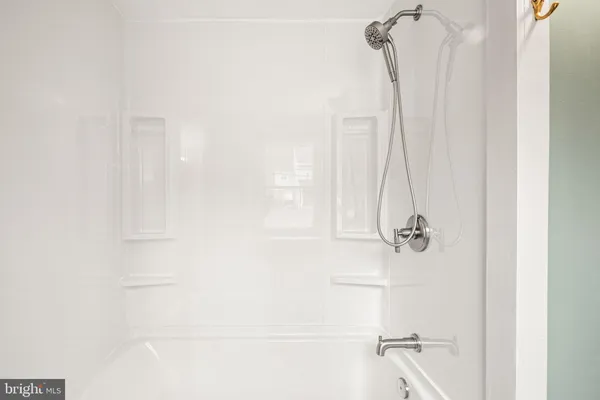 $1,900 | 18 North Brandywine Avenue, Coatesville, PA 19320