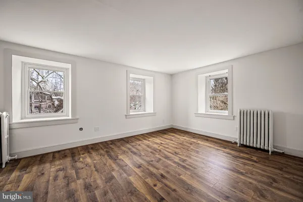 $1,900 | 18 North Brandywine Avenue, Coatesville, PA 19320