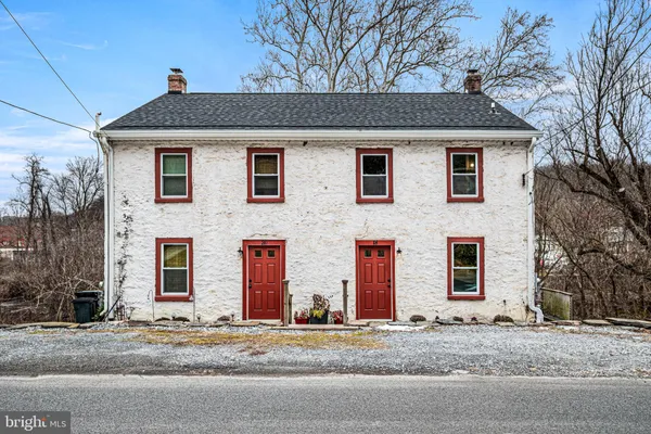 $1,900 | 18 North Brandywine Avenue, Coatesville, PA 19320