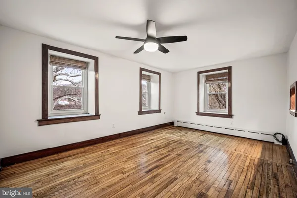 $1,900 | 18 North Brandywine Avenue, Coatesville, PA 19320