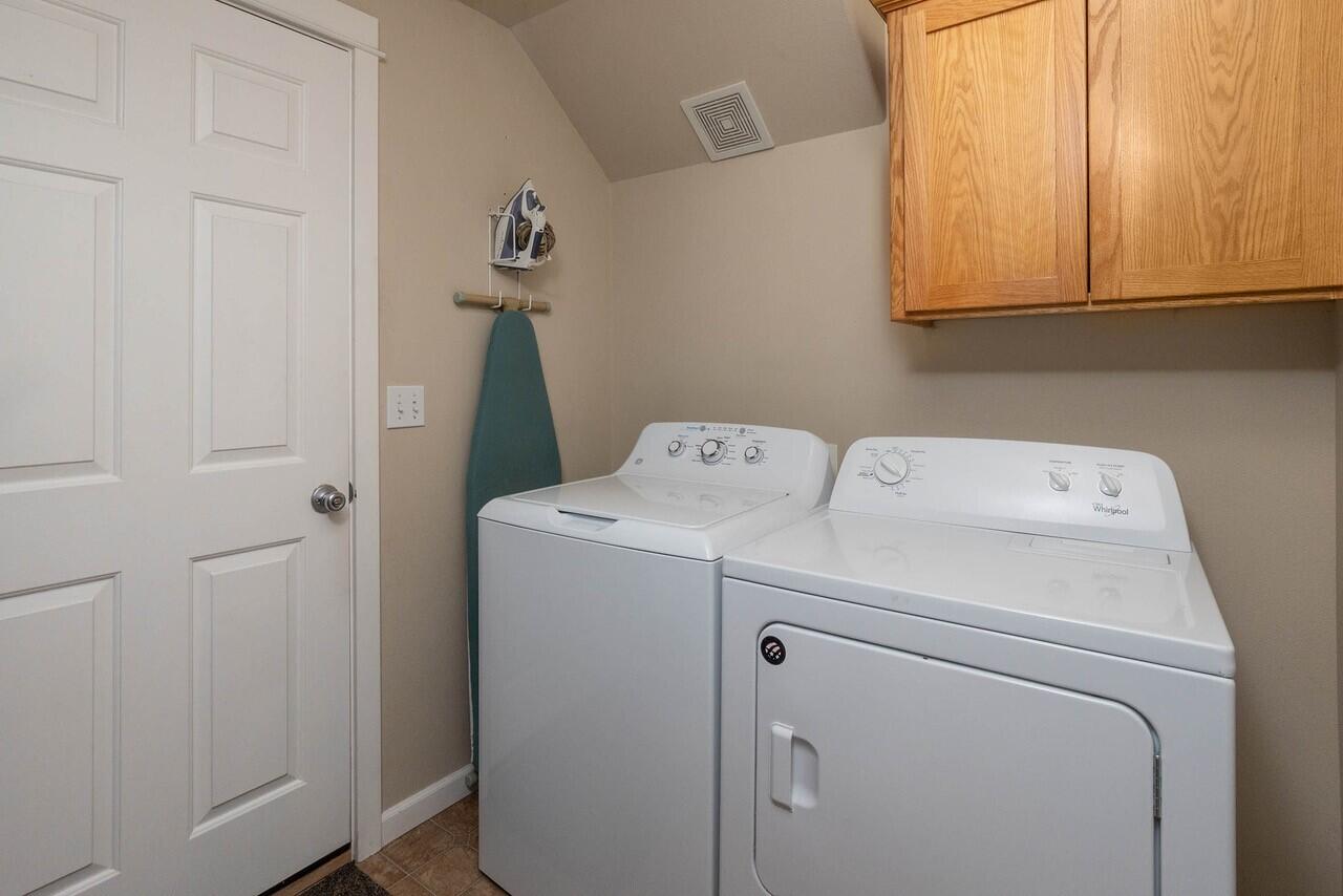 62685 Larkview Road Bend, OR 97701 - Photo 12 of 23 thumbnail_62685 Larkview Rd_0026 copy
