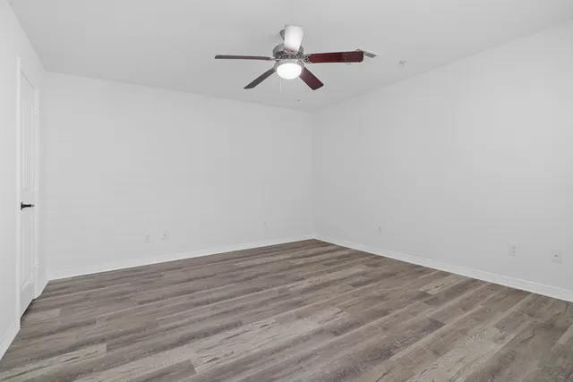 $1,750 | 30 April Point Drive South, Conroe, TX 77356