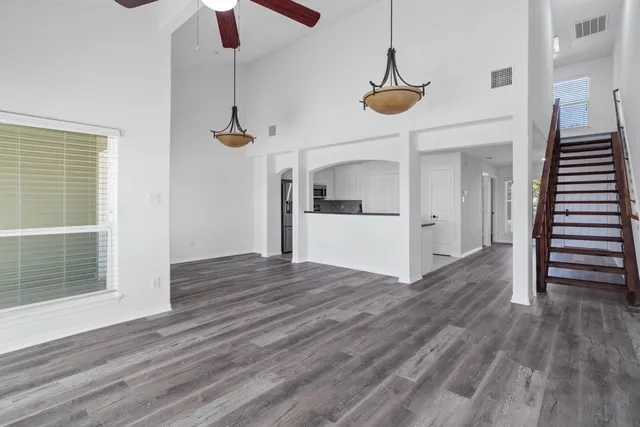 $1,750 | 30 April Point Drive South, Conroe, TX 77356