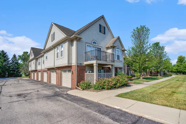 $269,900 | 3132 Primrose Lane, Ypsilanti, MI 48197
