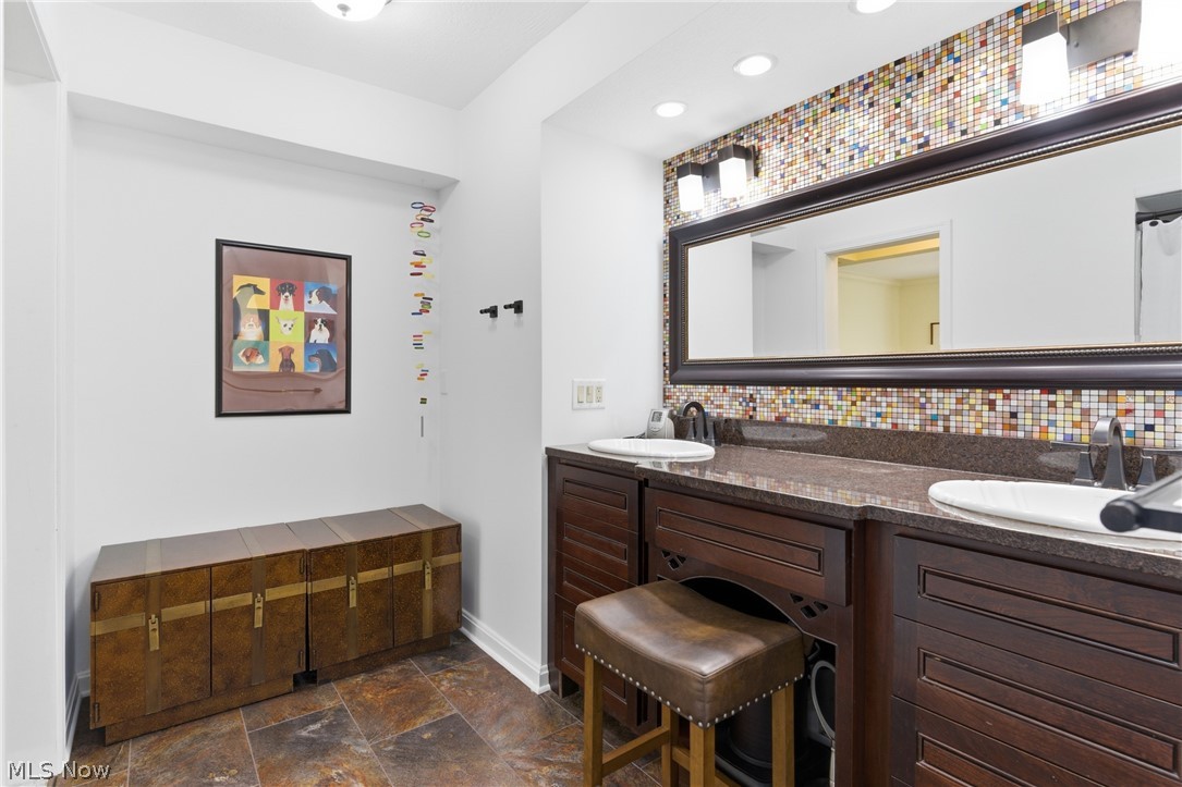 236 Schocalog Road Akron, OH 44313 - Photo 19 of 47 Gallery Image 19