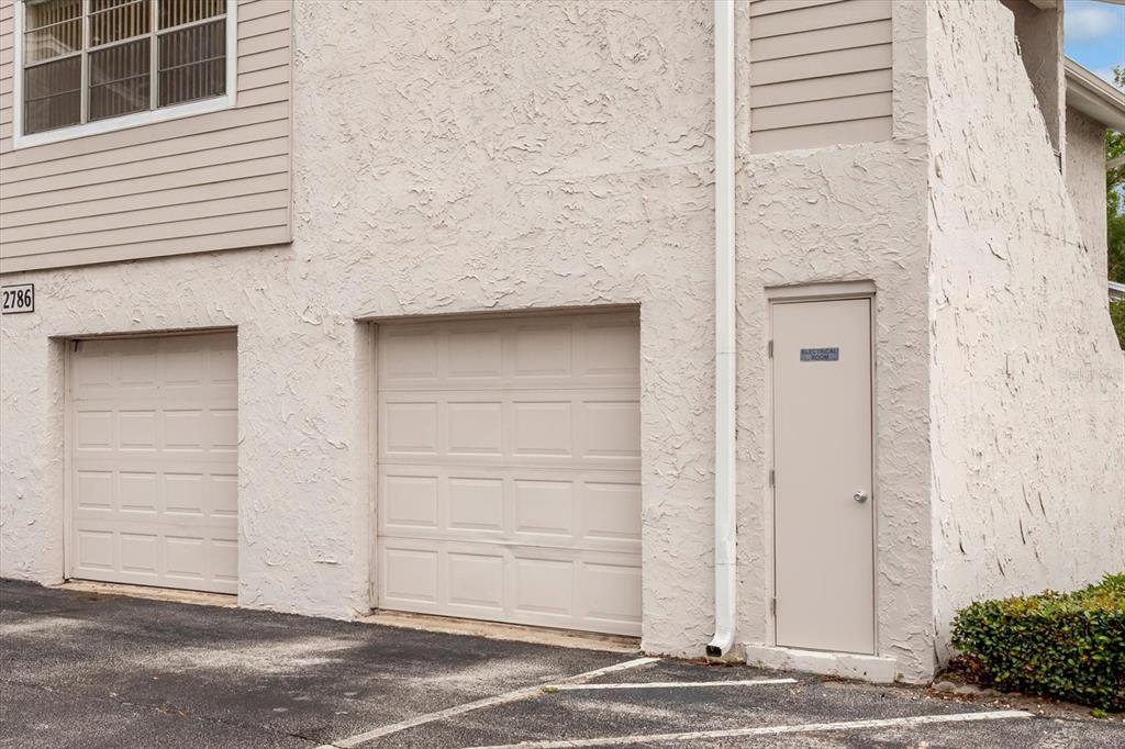 2786 Curry Ford Road, Unit 6B Orlando, FL 32806 - Photo 3 of 27 front view of a house