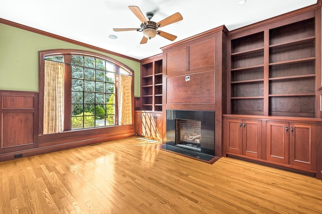 26 Swan Road Winchester, MA 01890 - Photo 8 of 42