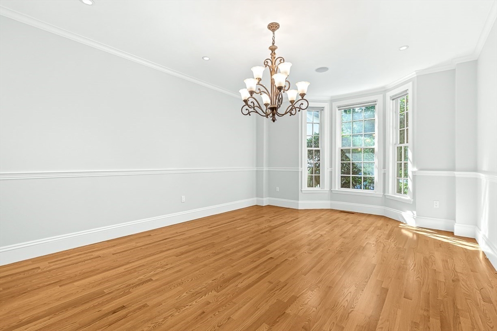 26 Swan Road Winchester, MA 01890 - Photo 9 of 42