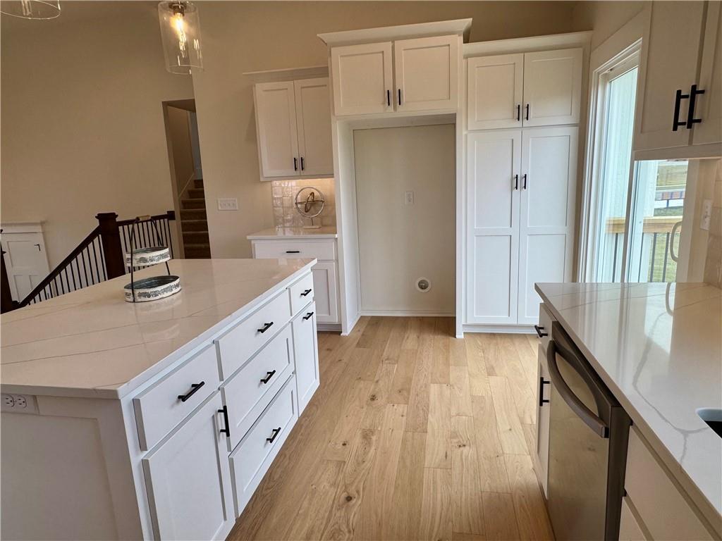 15501 Lakeside Drive Basehor, KS 66007 - Photo 15 of 38