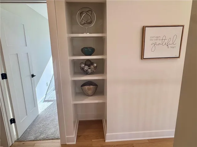 $434,950 | 15501 Lakeside Drive, Basehor, KS 66007