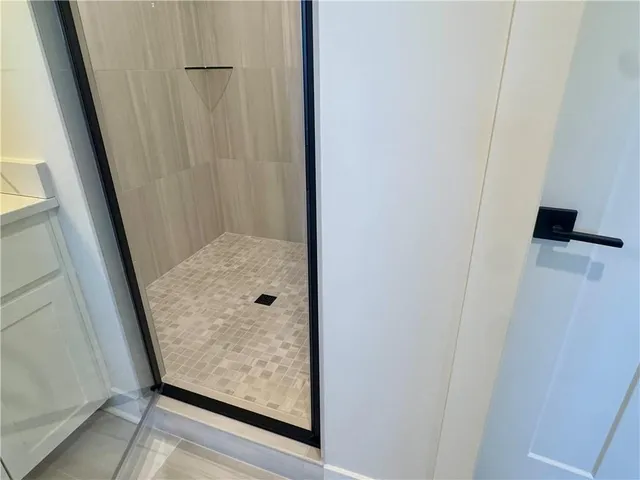 $434,950 | 15501 Lakeside Drive, Basehor, KS 66007