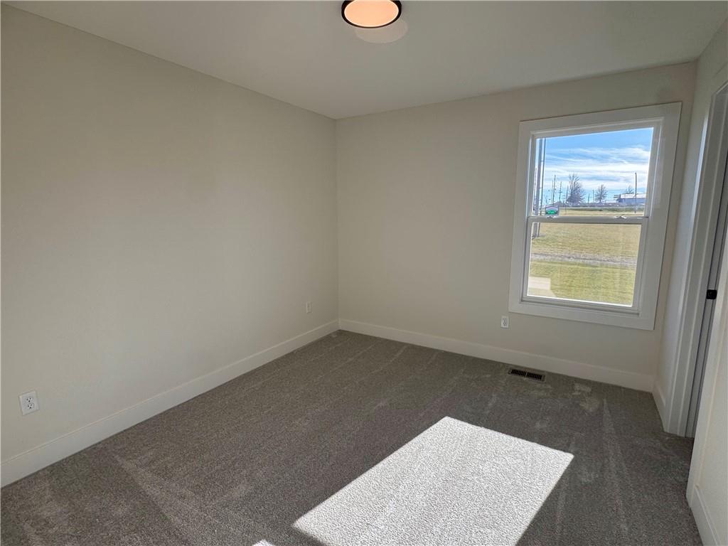 15501 Lakeside Drive Basehor, KS 66007 - Photo 33 of 38