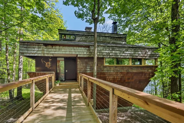 $799,000 | 30333 Sunny Beach Road, Grand Rapids, MN 55744