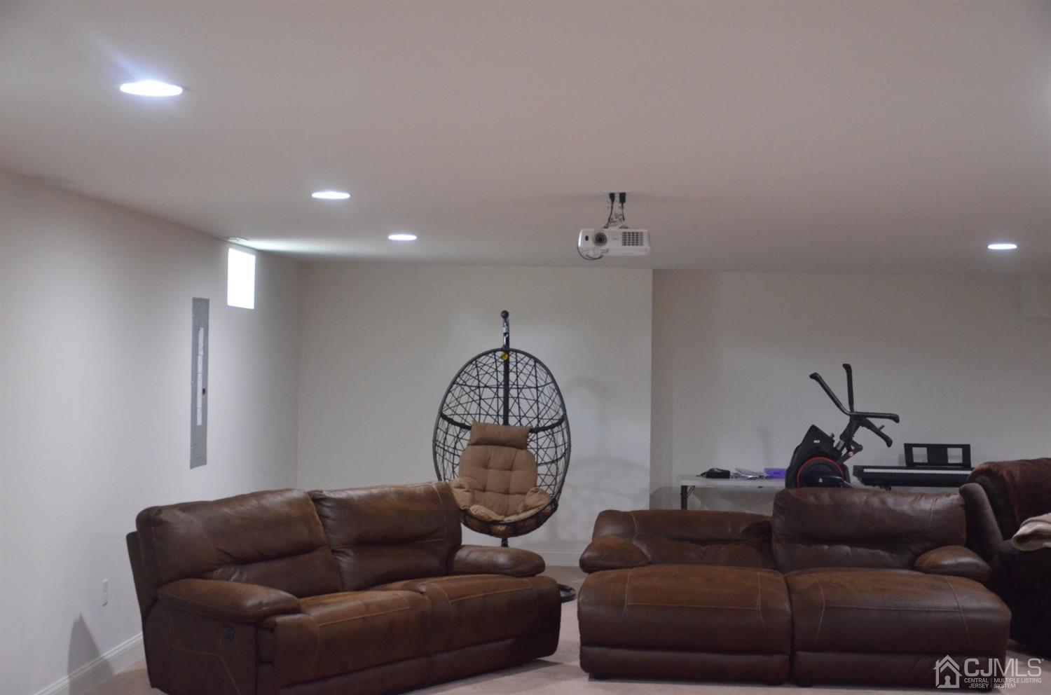 86 Applegate Way Chesterfield, NJ 08515 - Photo 24 of 53 Gallery Image 24