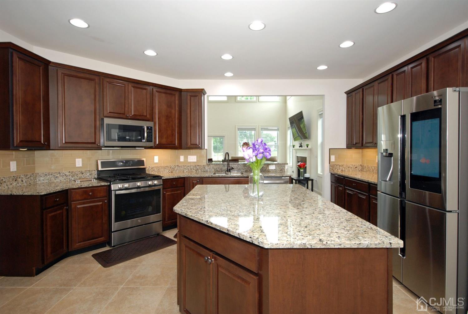 86 Applegate Way Chesterfield, NJ 08515 - Photo 46 of 53 Gallery Image 46