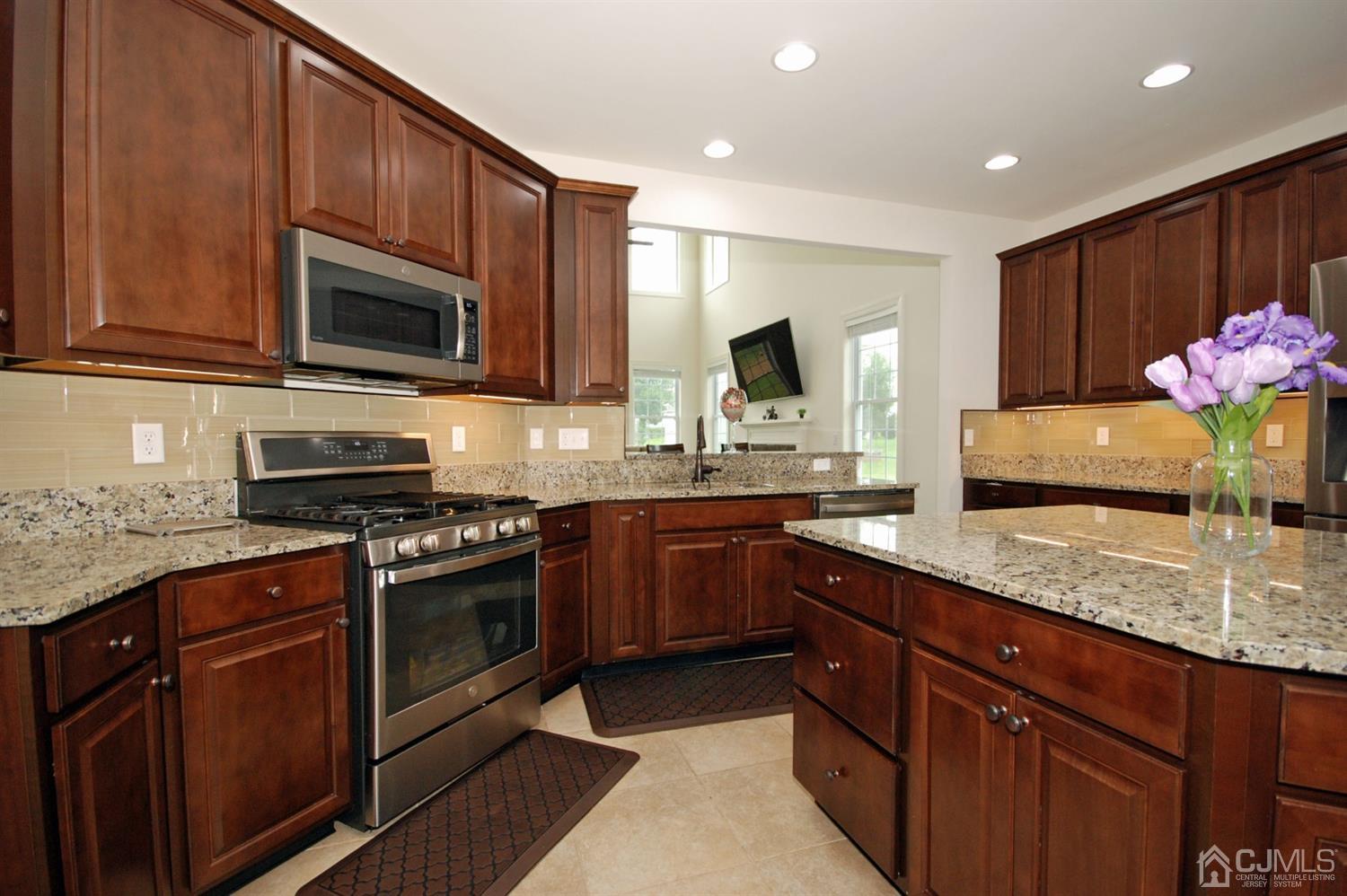 86 Applegate Way Chesterfield, NJ 08515 - Photo 47 of 53 Gallery Image 47