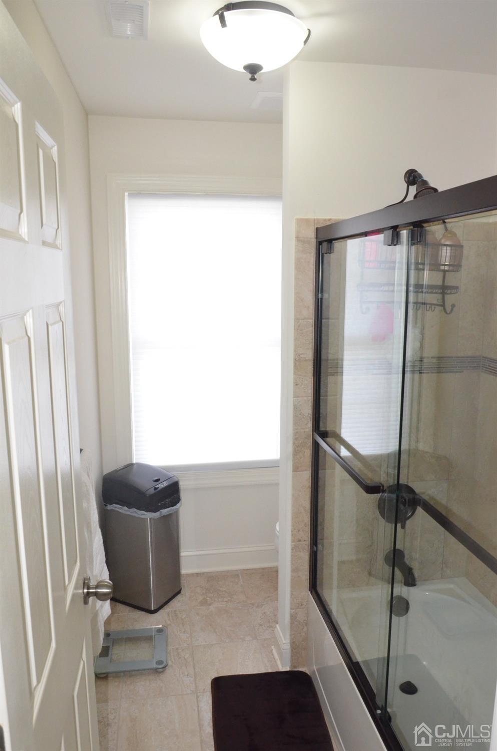 86 Applegate Way Chesterfield, NJ 08515 - Photo 10 of 53 Gallery Image 10