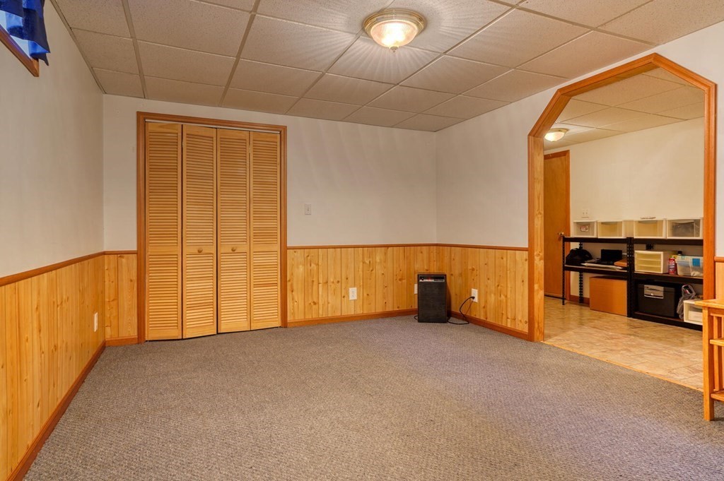 11 General Hobbs Road, Unit 3 Holden, MA 01522 - Photo 12 of 19 Gallery Image 12