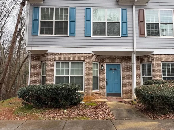 $194,900 | 2502 Walden Lake Drive, Decatur, GA 30035