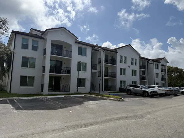 $2,600 | 1018 Villa Circle, Boynton Beach, FL 33435