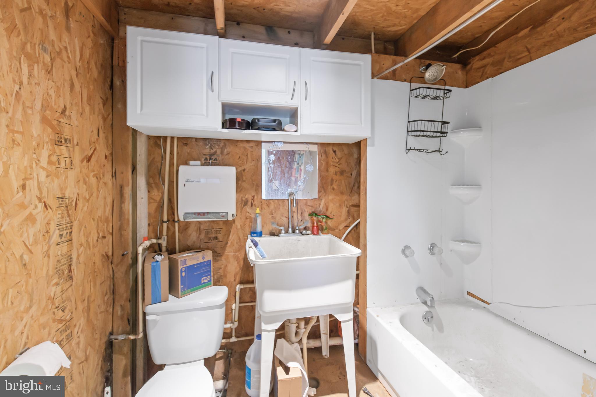 259 Little Britain Road Nottingham, PA 19362 - Photo 45 of 49 Garage full bathroom