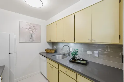 $548,000 | 1515 Arc Way, Unit 203, Burlingame, CA 94010